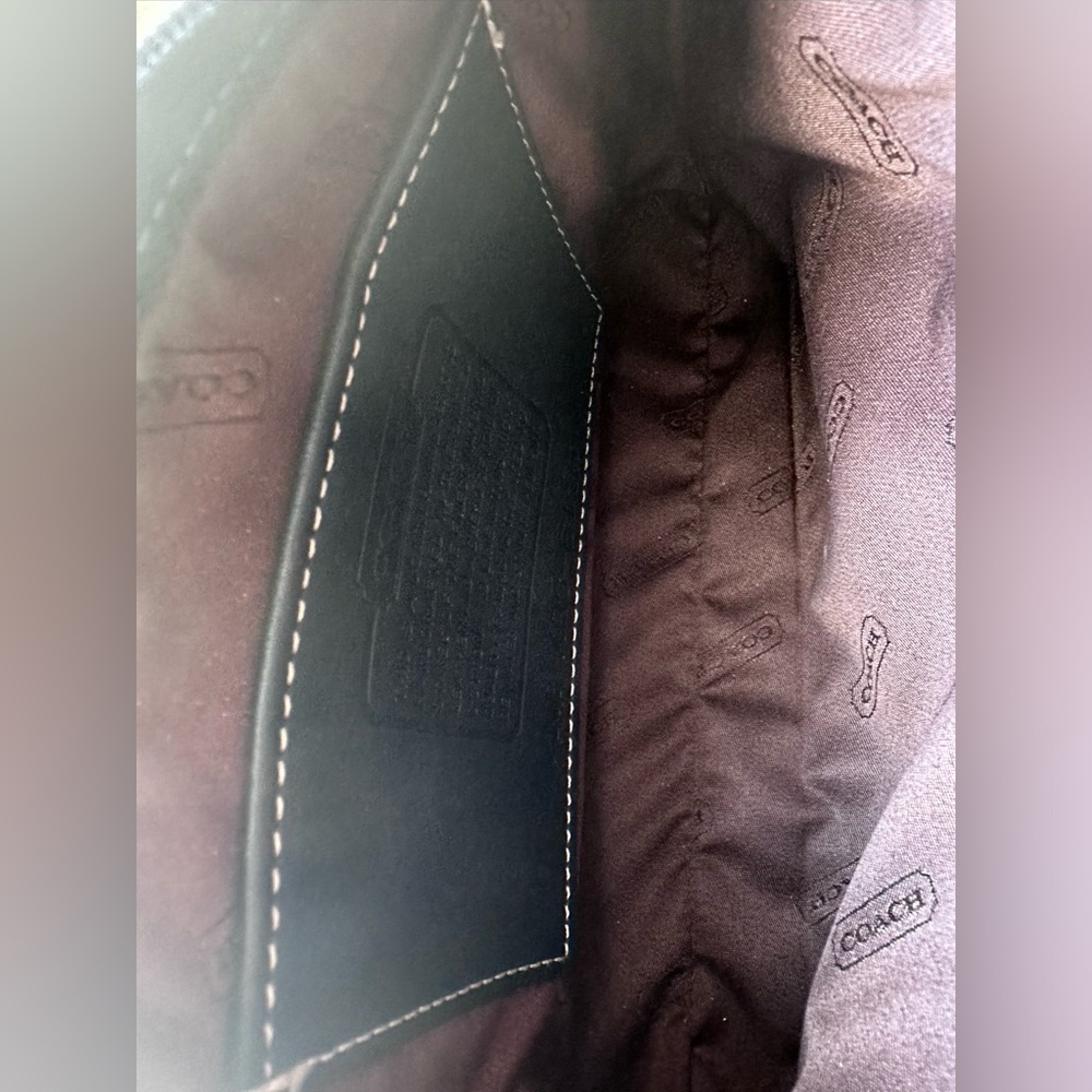 Coach purse - Picture 5 of 7